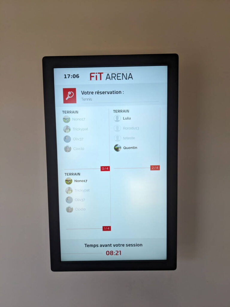 Un complexe tennis innovant à Entressen avec contrôle d’accès Fit Arena