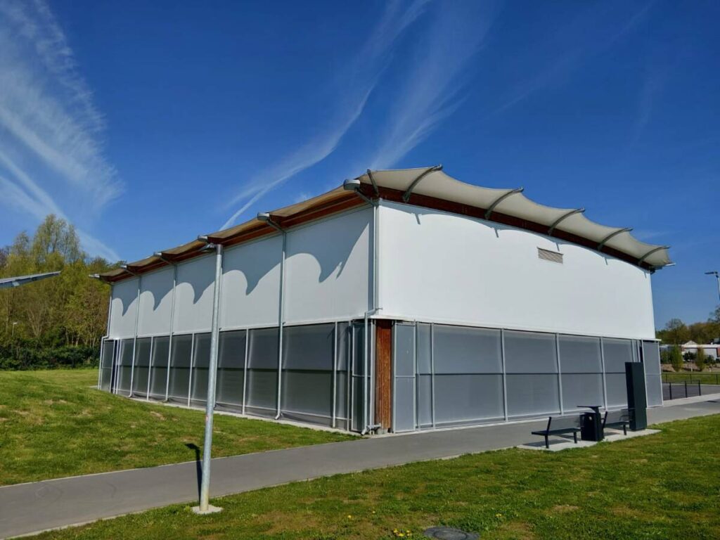 Construction d'un préau sportif à Gladbeck, Allemagne